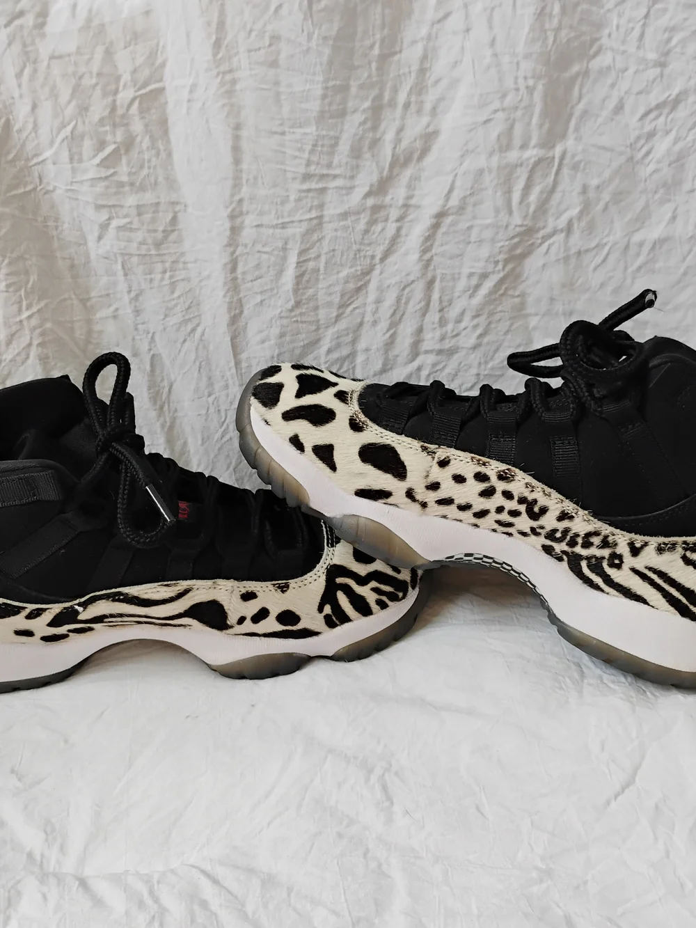 Nike Air Jordan 11 Retro Animal Instinct AR0715-010 Size 7
